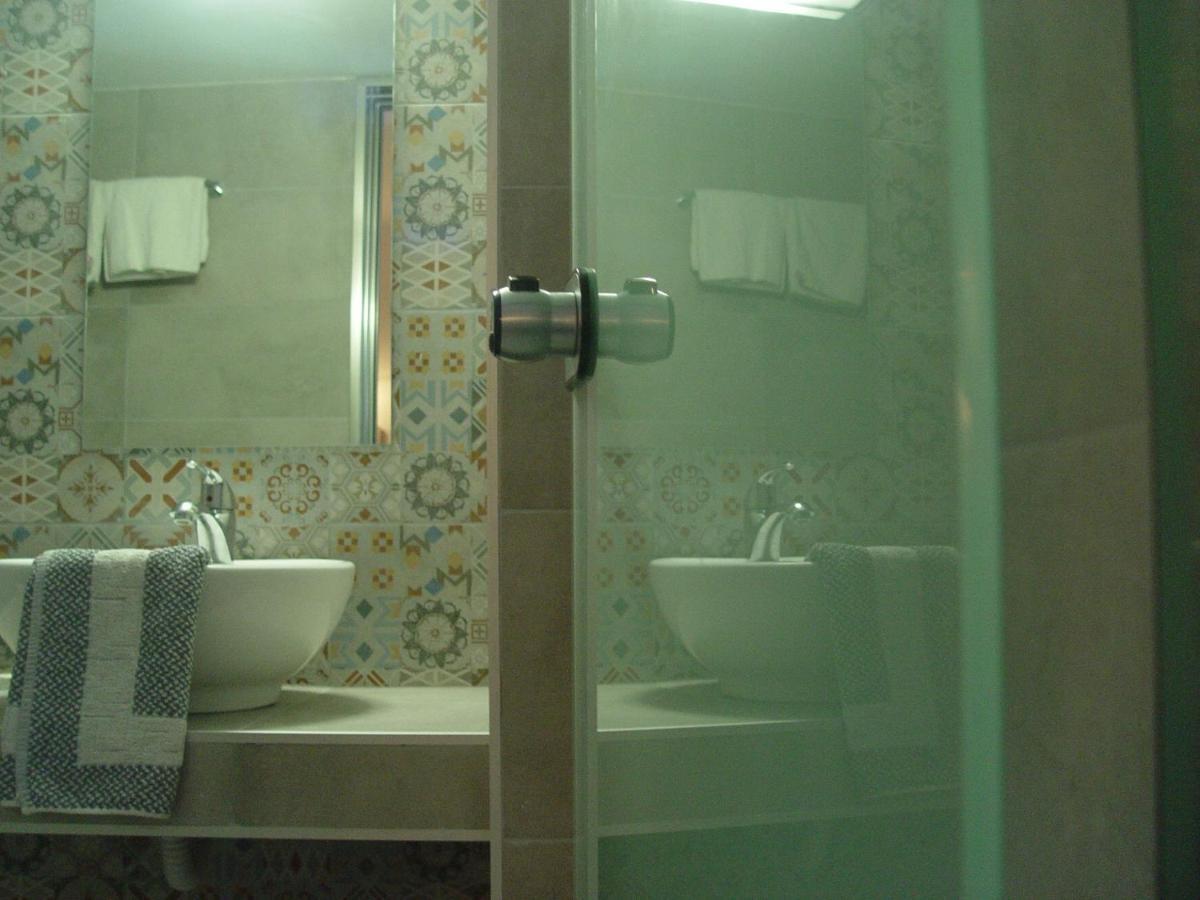 Rhodes City Helena Hotel מראה חיצוני תמונה